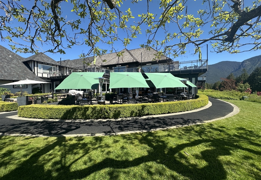 Glatz umbrellas at Capilano Golf Club