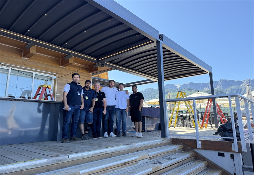 Retractable pergola deck, Sea to Sky Gondola