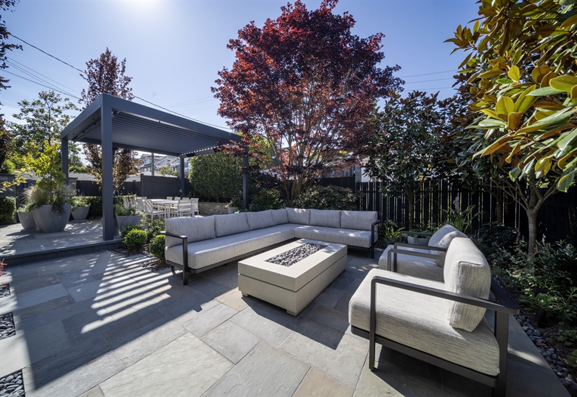 Freestanding Camargue pergola, Vancouver garden