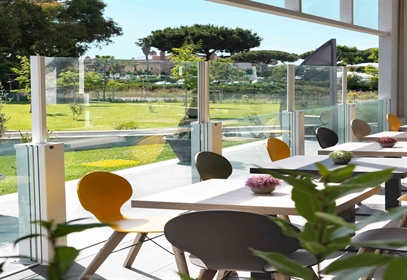 Protezioni Pareo Up vertical telescopic glass windbreak